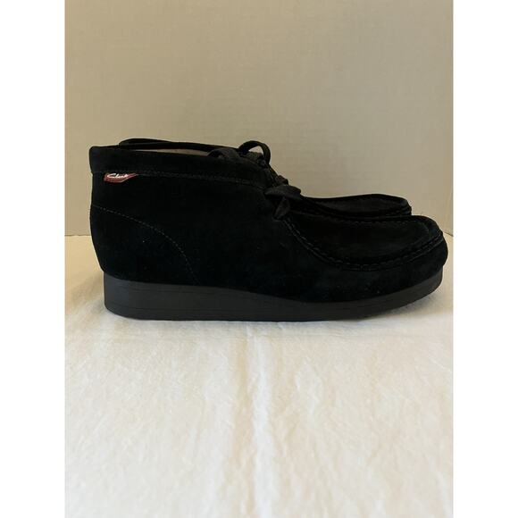Clarks Other - Clarks Wallabee Men's Size 9.5 M Black Suede Boots Shoes